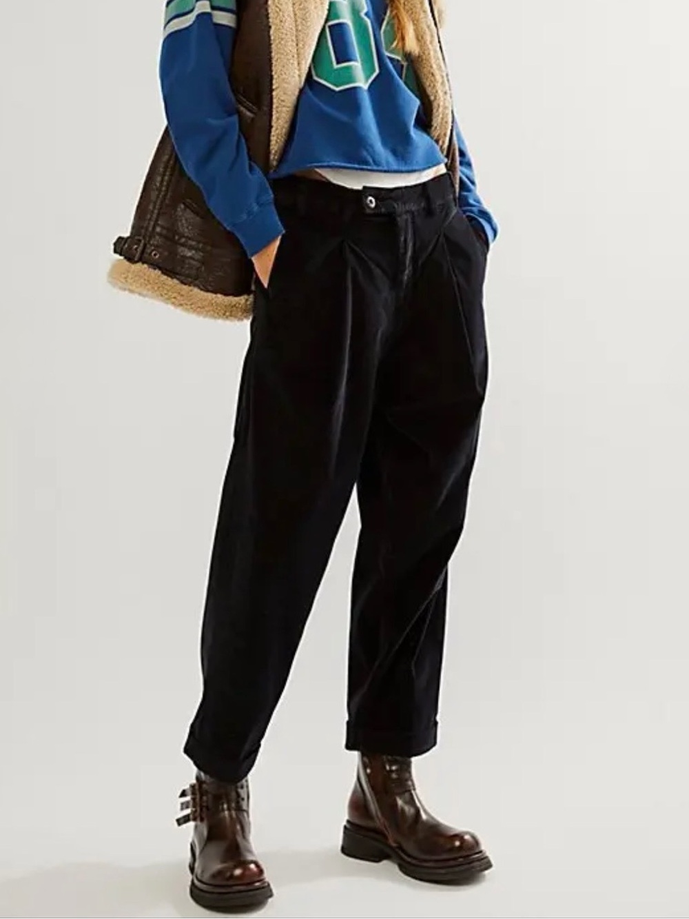Free People Needed Breaking Corduroy Trousers Wide Leg Barrel Leg Black‎ Size 6